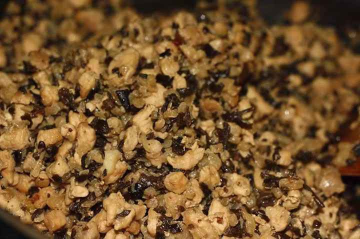 Cách làm bánh cuốn siêu nhanh từ bánh đa nem ảnh 2