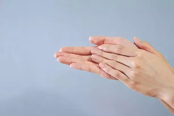 Sáng dậy làm 5 việc này trong 2 phút chống đột quỵ và ung thư ảnh 4