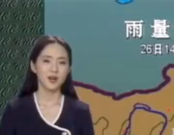 “Cô gái thời tiết” của truyền hình Trung Quốc trẻ mãi không già suốt 22 năm