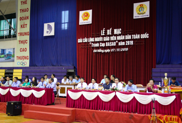  Sau 6 ngày khởi tranh Giải Cầu lông Người giáo viên nhân dân toàn quốc 2019 tại Đà Nẵng chính thức bế mạc.