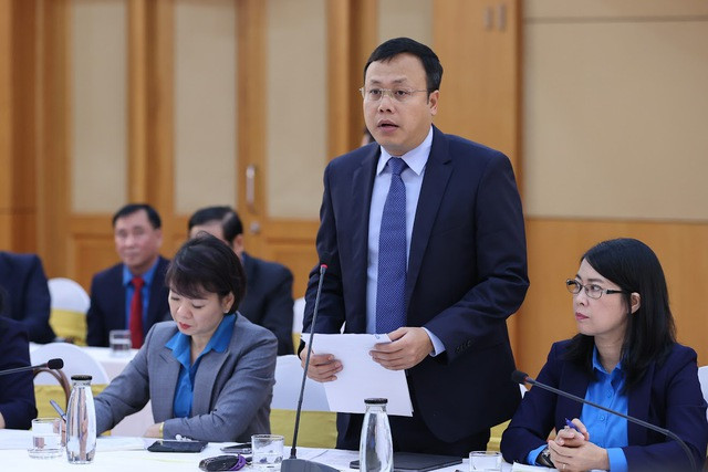 Đại diện Liên đoàn Lao động TP. Hà Nội báo cáo tại Hội nghị - Ảnh: VGP/Nhật Bắc Đại diện Liên đoàn Lao động TP. Hà Nội báo cáo tại Hội nghị - Ảnh: VGP/Nhật Bắc