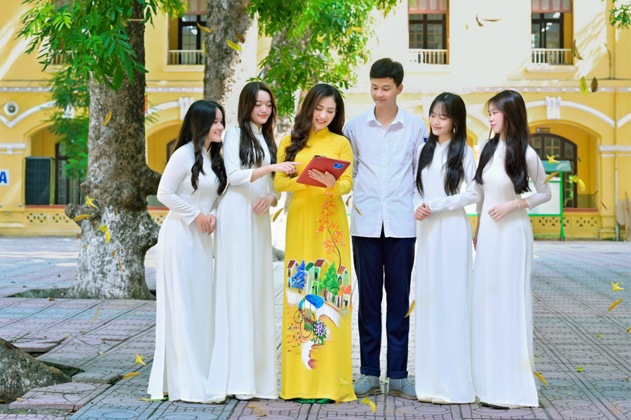 Năm 2025, các thí sinh sinh năm 2007 học theo chương trình mới sẽ thi tốt nghiệp THPT. Năm 2025, các thí sinh sinh năm 2007 học theo chương trình mới sẽ thi tốt nghiệp THPT.