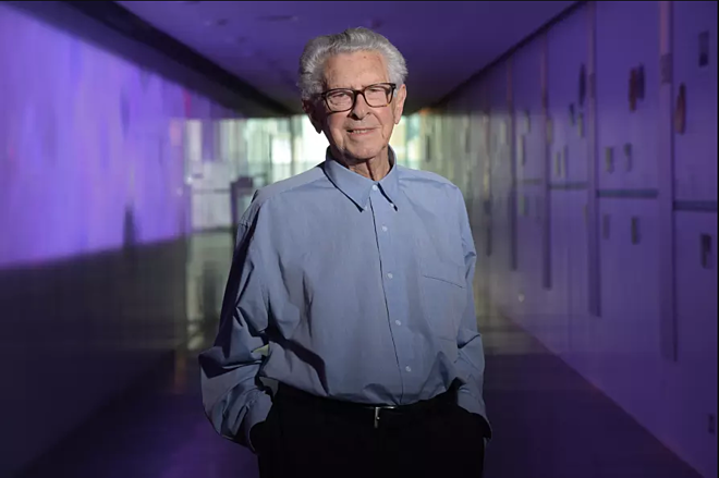 Nhà khoa học Jacques Miller. Ảnh:University of Melbourne Nhà khoa học Jacques Miller. Ảnh: University of Melbourne