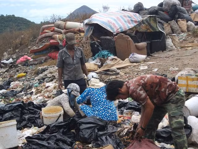 UBND TP cho biết, sẽ khắc phục tối đa mùi hôi và hạn chế ảnh hưởng môi trường, trồng cây xanh quanh khu vực bãi rác trong thời gian kéo dài hoạt động