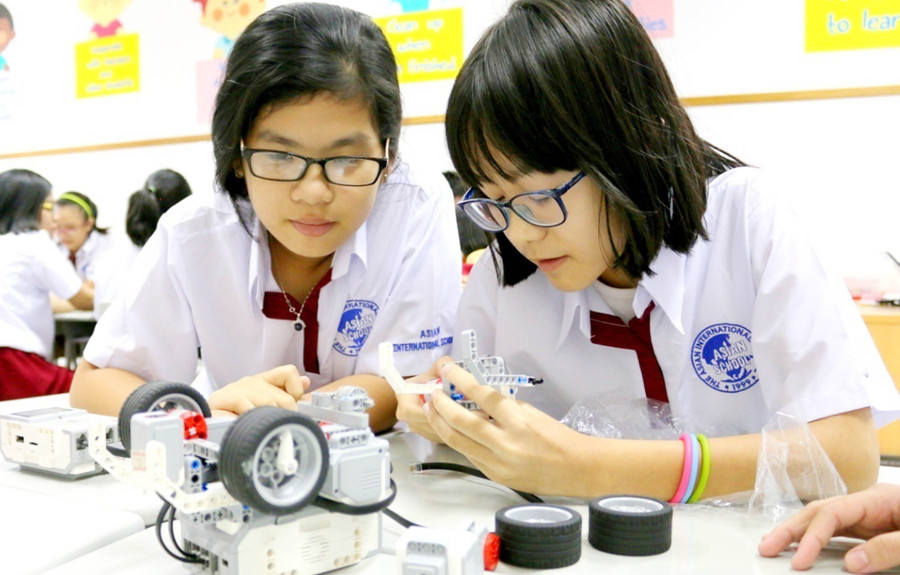 Quyền tự chủ trong GD-ĐT đã được thể hiện rõ nét tại các cơ sở giáo dục Quyền tự chủ trong GD-ĐT đã được thể hiện rõ nét tại các cơ sở giáo dục