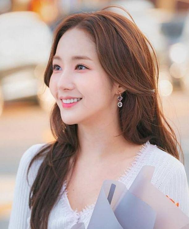 5 mỹ nhân châu Á sở hữu nhan sắc tuyệt đỉnh nhờ phẫu thuật thẩm mỹ, Việt Nam cũng có tên ảnh 3 5 "sieu pham dao keo" chau a so huu nhan sac tuyet dinh, viet nam cung co 1 my nhan - 3