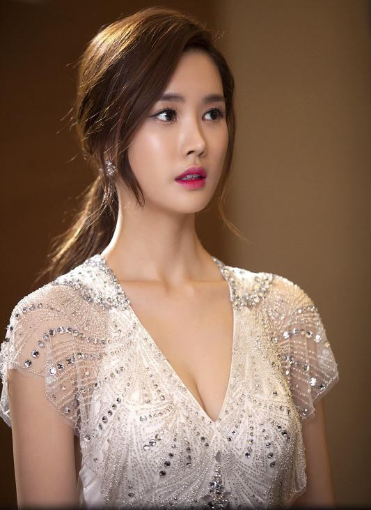 5 mỹ nhân châu Á sở hữu nhan sắc tuyệt đỉnh nhờ phẫu thuật thẩm mỹ, Việt Nam cũng có tên ảnh 6 5 "sieu pham dao keo" chau a so huu nhan sac tuyet dinh, viet nam cung co 1 my nhan - 6