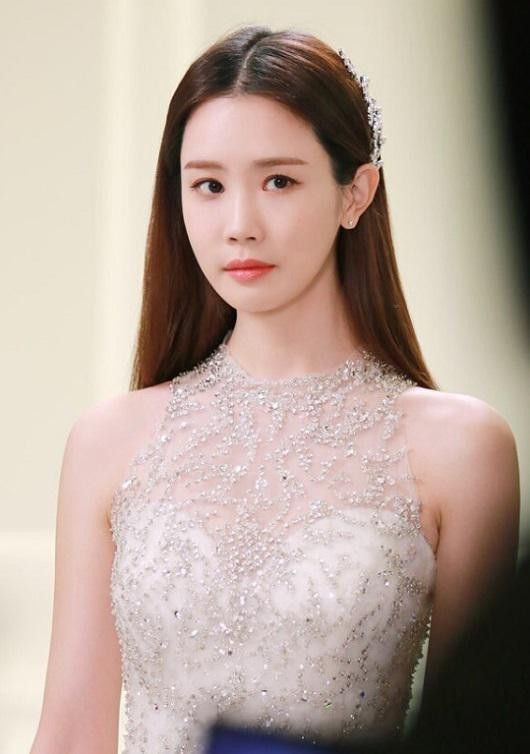 5 mỹ nhân châu Á sở hữu nhan sắc tuyệt đỉnh nhờ phẫu thuật thẩm mỹ, Việt Nam cũng có tên ảnh 7 5 "sieu pham dao keo" chau a so huu nhan sac tuyet dinh, viet nam cung co 1 my nhan - 7