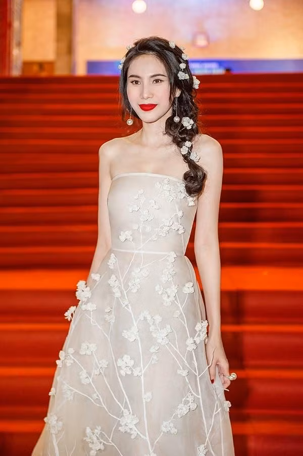 5 "sieu pham dao keo" chau a so huu nhan sac tuyet dinh, viet nam cung co 1 my nhan - 19