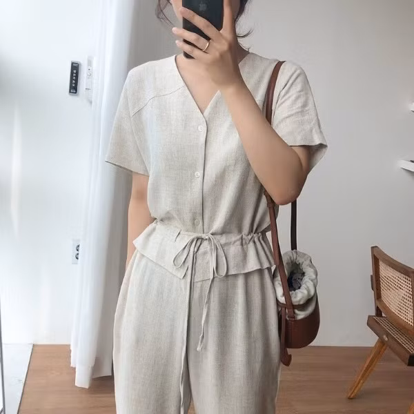 Những chất liệu vải mát mẻ, không thể thiếu trong tủ đồ của các quý cô thời trang