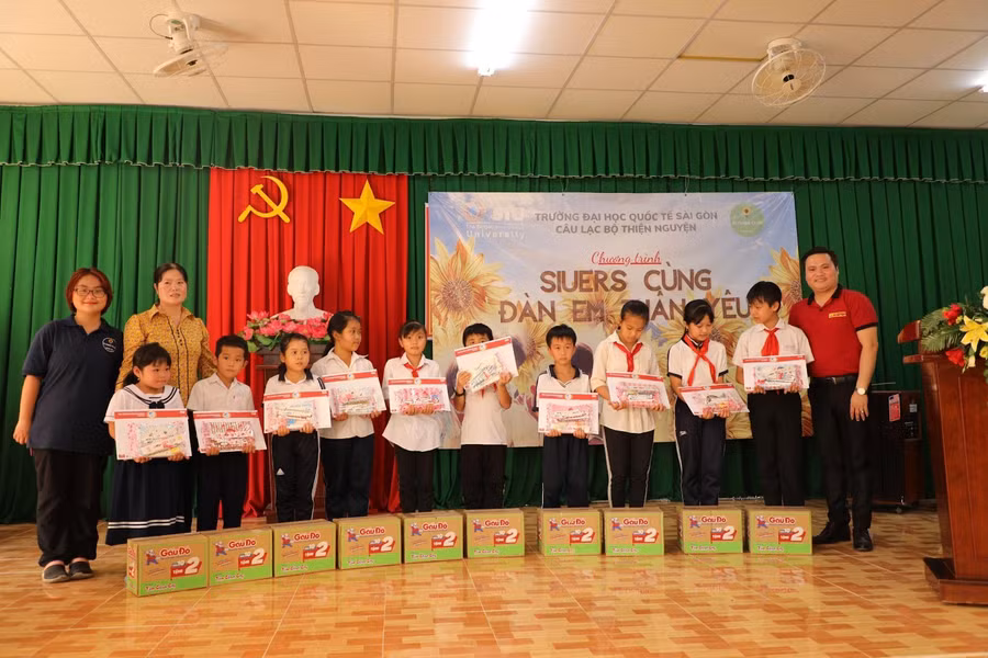 Sẻ chia yêu thương và trách nhiệm cộng đồng là thông điệp sinh viên SIU mong muốn lan tỏa