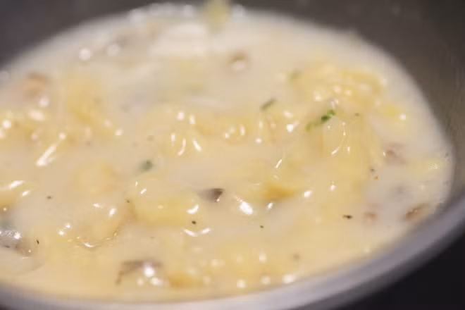 Không chỉ có mì ăn liền, Nhật Bản còn có nhiều món "chỉ cần đổ nước vào" là có ngay bữa ăn ngon - Ảnh 2.