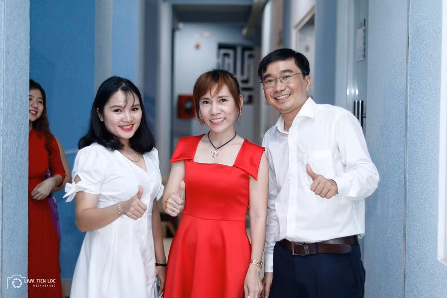 Những giảng viên trẻ luôn hết lòng vì sinh viên