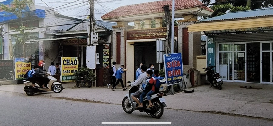 Cần có sự phối hợp chặt chẽ giữa gia đình và nhà trường để chấn chỉnh tình trạng học sinh vi phạm các qui định về trật tự ATGT