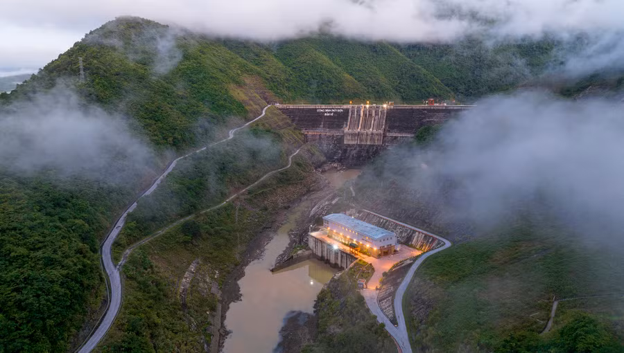 Toàn cảnh Nhà máy Thuỷ điện Bản Vẽ.