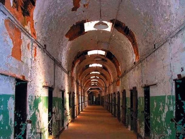 Chuyen rung ron o cac dia diem noi tieng the gioi-Hinh-9