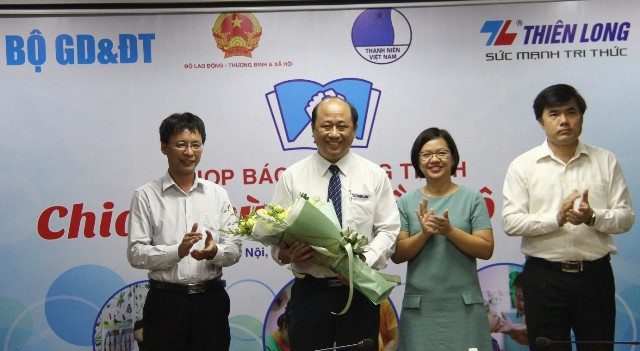 “Chia sẻ cùng thầy cô” năm 2018 truyền đi những câu chuyện xúc động tình thầy - trò