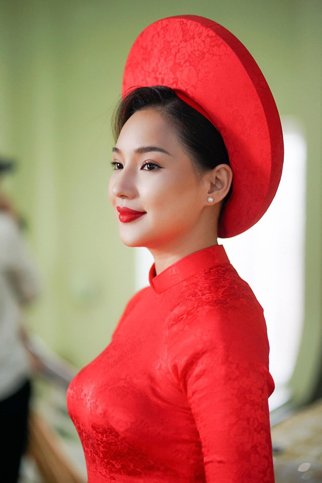 Vợ cũ Duy Nhân lên xe hoa sau 4 năm chịu tang chồng. Vo co dien vien Duy Nhan len xe hoa sau 4 nam chiu tang chong hinh anh 2