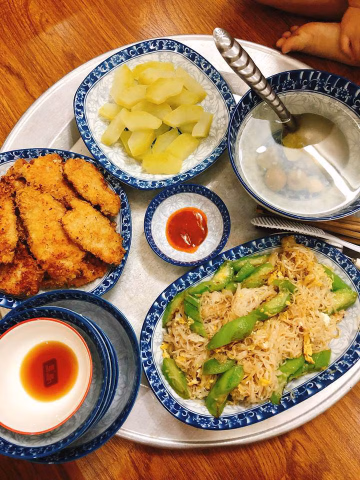 9x khoe nhung mam com nau voi sau gio lam, chi em thot len “uoc gi duoc nhu co ay” - 2