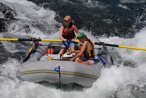 Vui chơi nhưng vẫn không quên "nhiệm vụ". Vui chơi nhưng vẫn không quên nhiệm vụ.