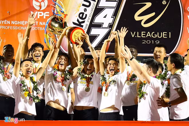 CLB Hà Nội vô địch V.League 2019, nhưng không được đại diện Việt Nam ở các giải thuộc AFC mùa 2020