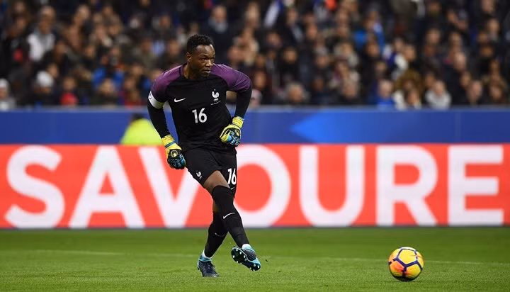 Đại sứ quán Pháp rộng cửa đón khách xem chung kết World Cup