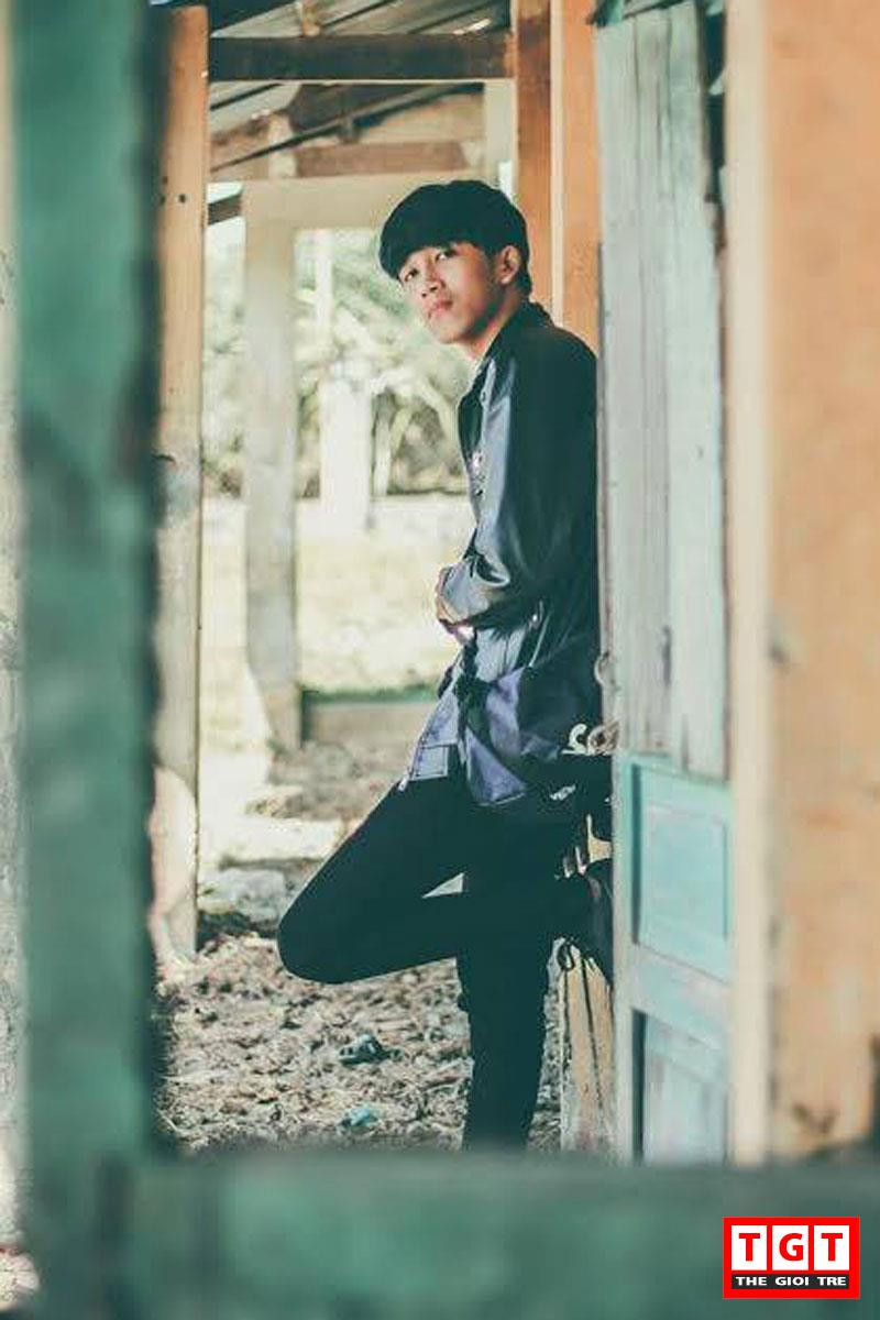 Cậu bạn sinh năm 1999 ở Đăk Lăk có biệt tài sản xuất nhạc cực siêu ảnh 3 Cậu bạn sinh năm 1999 ở Đăk Lăk có biệt tài sản xuất nhạc cực siêu ảnh 3