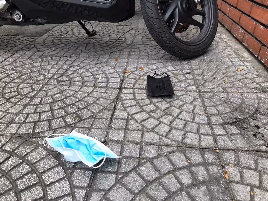 Đà Nẵng yêu cầu không vứt khẩu trang bừa bãi để tránh nguy cơ lây nhiễm nCoV