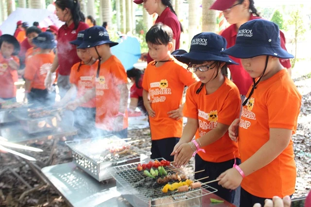 Đến với iSchool Summer camp 2019 các em được tự tay chế biến một món ăn yêu thích