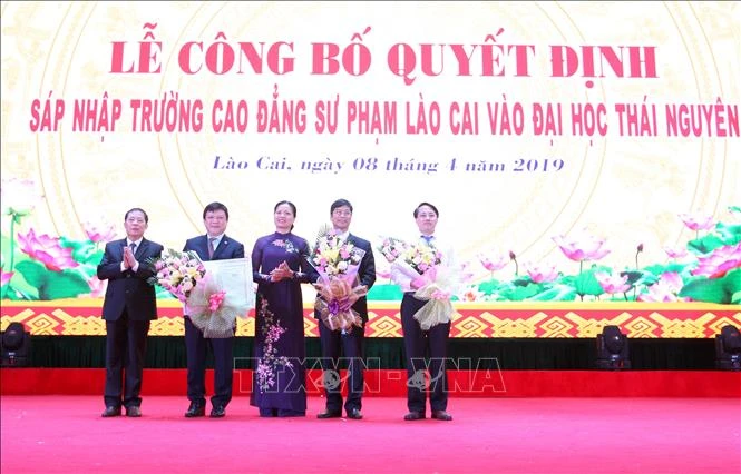  Sáp nhập Trường Cao đẳng sư phạm Lào Cai vào Đại học Thái Nguyên