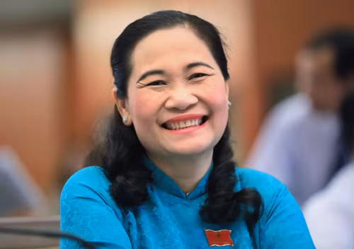 Bà Nguyễn Thị Lệ trong phiên họp chiều nay. Ảnh: Hữu Khoa