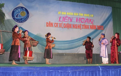 Sân khấu văn hóa ví, giặm Nghệ Tĩnh