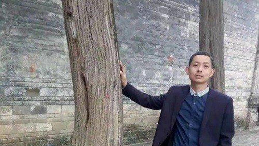 Bạn gái đã mất, chàng trai vẫn âm thầm làm điều cảm động này suốt 10 năm