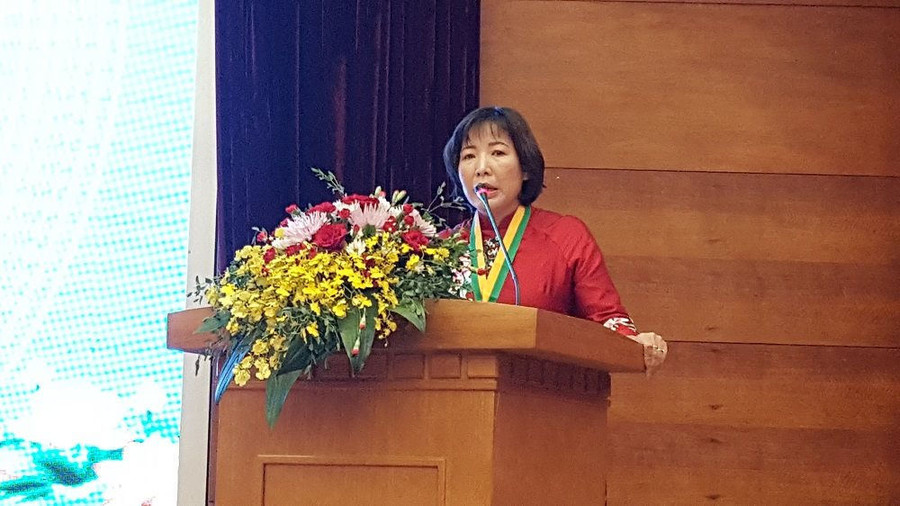 PGS.TS Trần Thu Hà (ĐH Thái Nguyên) được vinh danh trong lĩnh vực Nông nghiệp. Bà được trao giải thưởng Kovalevskaia năm 2019 nhờ công trình nghiên cứu về nhân giống và thâm canh các loại cây dược liệu, phát triển các loại cây dược liệu địa phương.