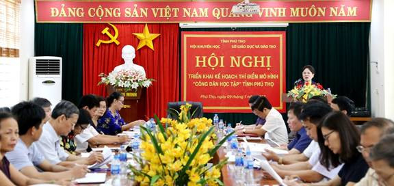 Quang cảnh hội nghị