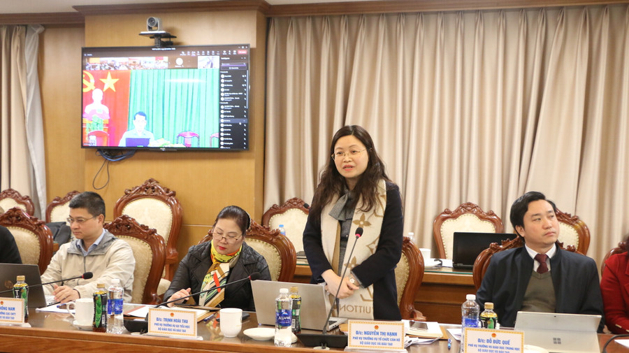 Phó Vụ trưởng Vụ Tổ chức cán bộ Nguyễn Thị Hạnh nêu một số nét mới về Luật Thi đua khen thưởng có hiệu lực từ ngày 1/1/2024 sắp tới.