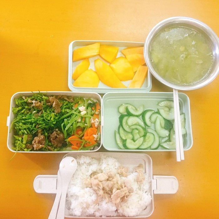 Cơm hộp mẹ chồng nấu cho con dâu mang đi làm khiến cô gái nào cũng phải ghen tỵ