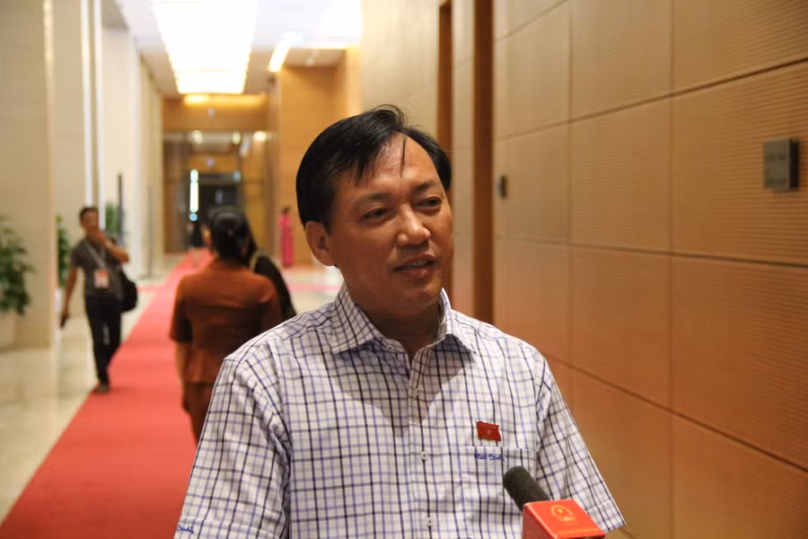 Đại biểu Phan Viết Lượng (đoàn Bình Phước)