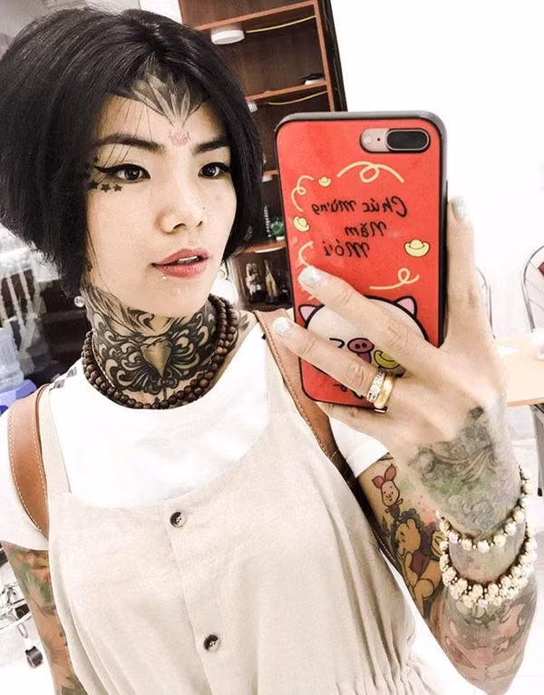 Cả 2 thường chia sẻ hình ảnh ngọt ngào trên mạng xã hội.