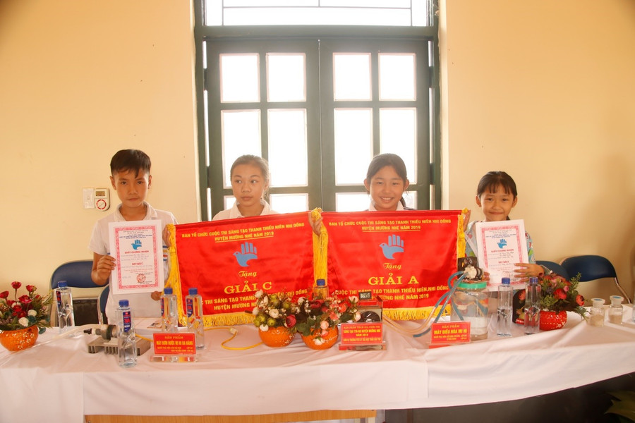 Những gương mặt xuất sắc tại các cuộc thi chụp ảnh lưu niệm.