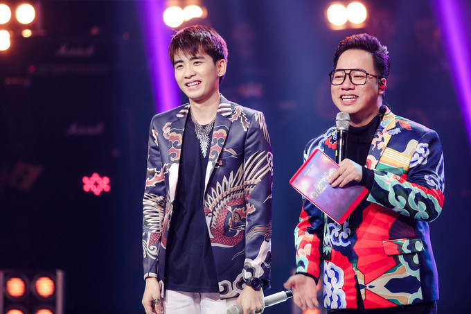 Hồ Quỳnh Hương bối rối khi bị so sánh nhan sắc với Hà Hồ