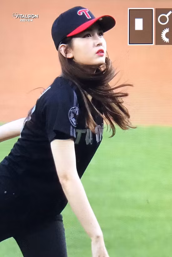 nu-than-somi-17-tuoi-sieu-dep-va-giau-sang-o-han-8