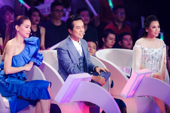 Hồ Quỳnh Hương bối rối khi bị so sánh nhan sắc với Hà Hồ