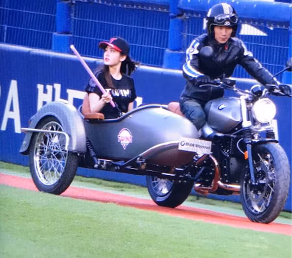 nu-than-somi-17-tuoi-sieu-dep-va-giau-sang-o-han-9