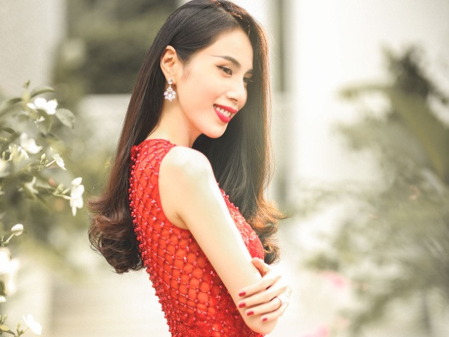 Quá khứ kinh hoàng của Thủy Tiên: Nội, ngoại hắt hủi, bảo mẫu đánh đập, bị xâm hại tình dục nhiều lần