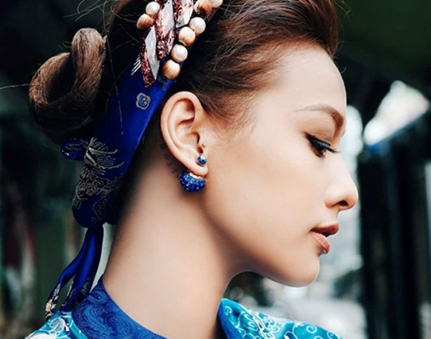 Lilly Nguyễn đằm thắm trong áo dài cưới
