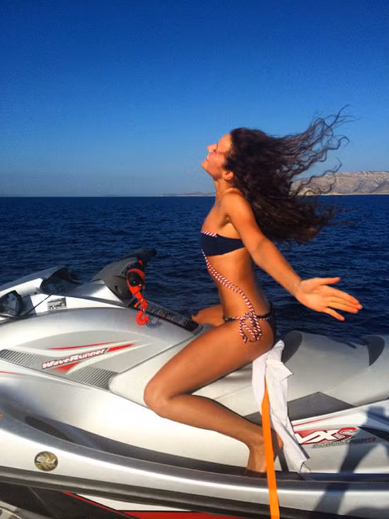 cuoc-song-van-nguoi-me-cua-nu-ty-phu-tre-nhat-the-gioi-2