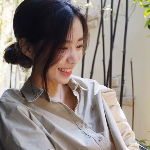 Kiểu tóc đuôi gà đã từng rất được ưa chuộng trong thập niên 90 chính thức trở lại thành mốt trong hè năm nay.