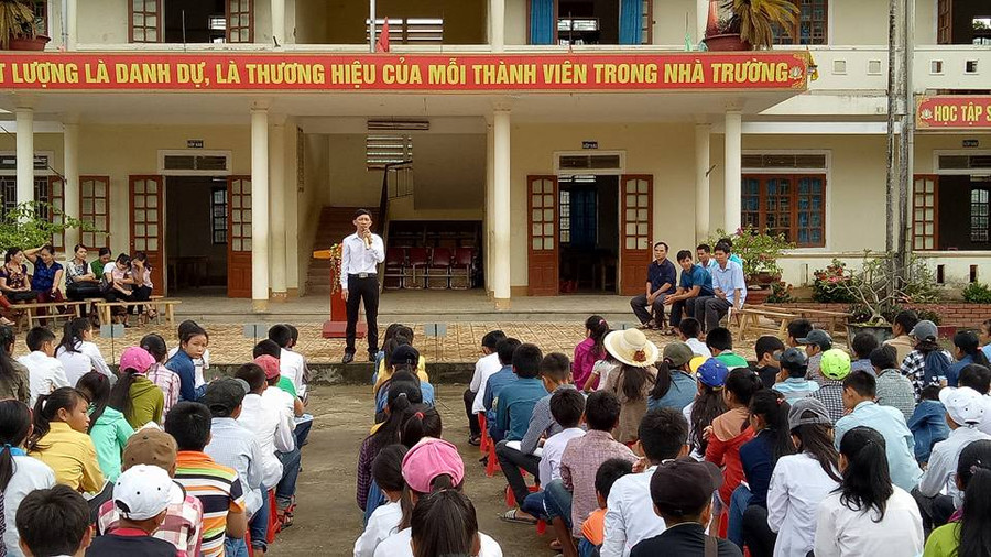 Trường THCS Môn Sơn tập trung học sinh năm học mới 2016 – 2017 Trường THCS Môn Sơn tập trung học sinh năm học mới 2016 – 2017