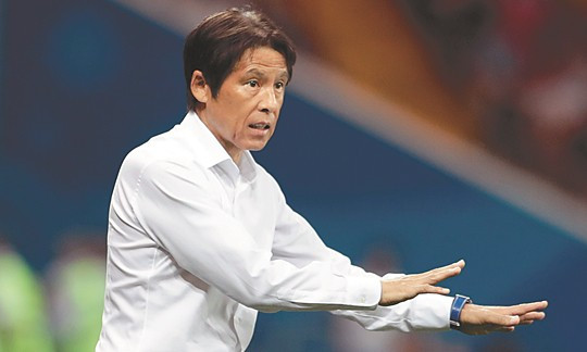 HLV Akira Nishino có nhiều thành tích cấp CLB hơn hẳn so với HLV Park Hang-seo HLV Akira Nishino có nhiều thành tích cấp CLB hơn hẳn so với HLV Park Hang-seo